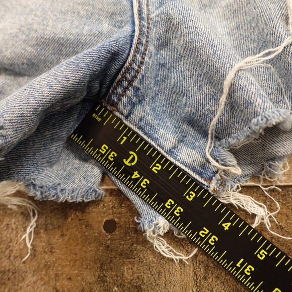 American Eagle Highest Rise ’90s Boyfriend Shorts Women’s Size 6 Blue Distressed - Picture 5 of 10
